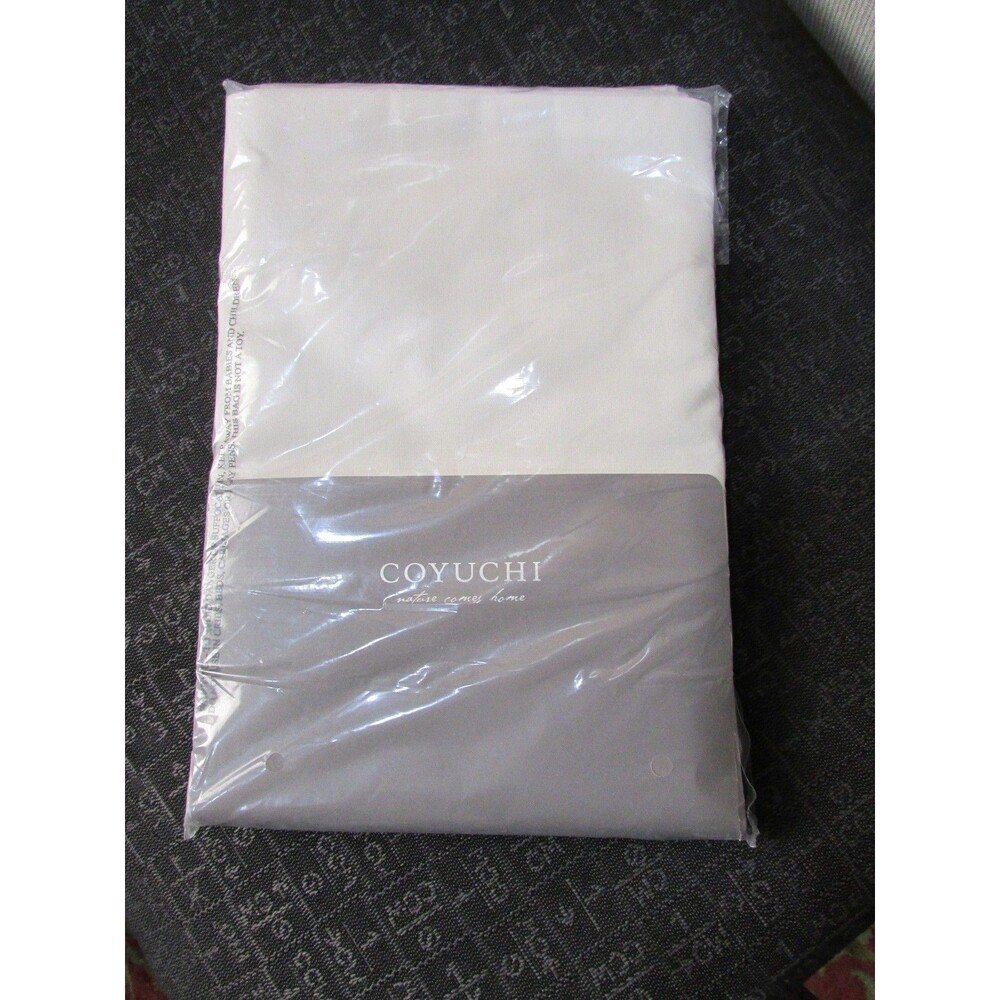 Coyuchi Organic Cotton  Pillowcase King Pair Two Ton Geo Jacquard Ivory/White